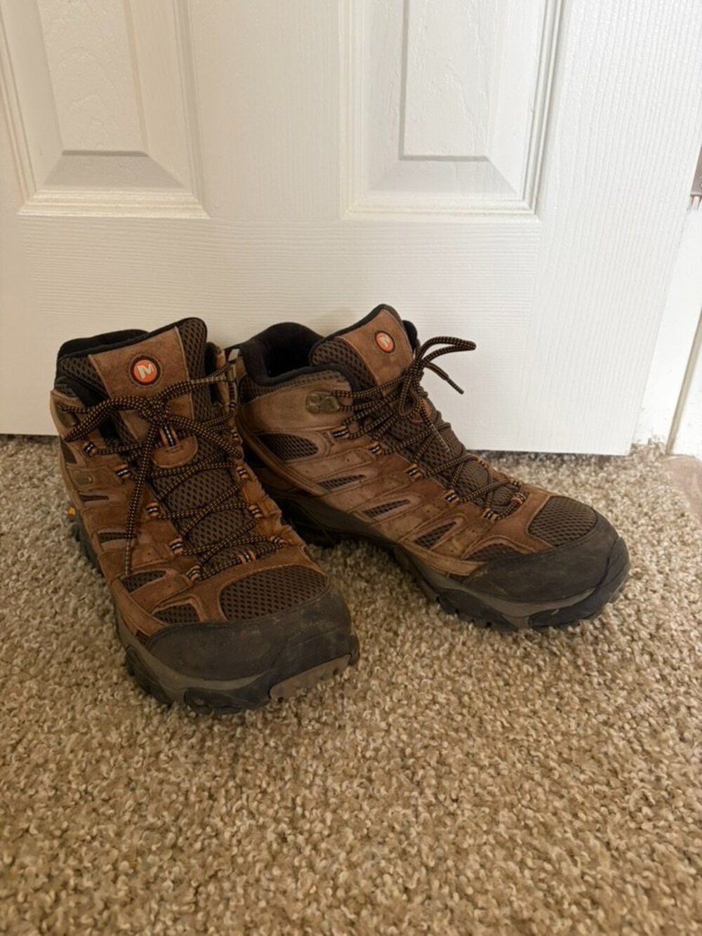 Merrell Men's Moab 2 Mid Waterproof Hiking Boots Brown Size 11